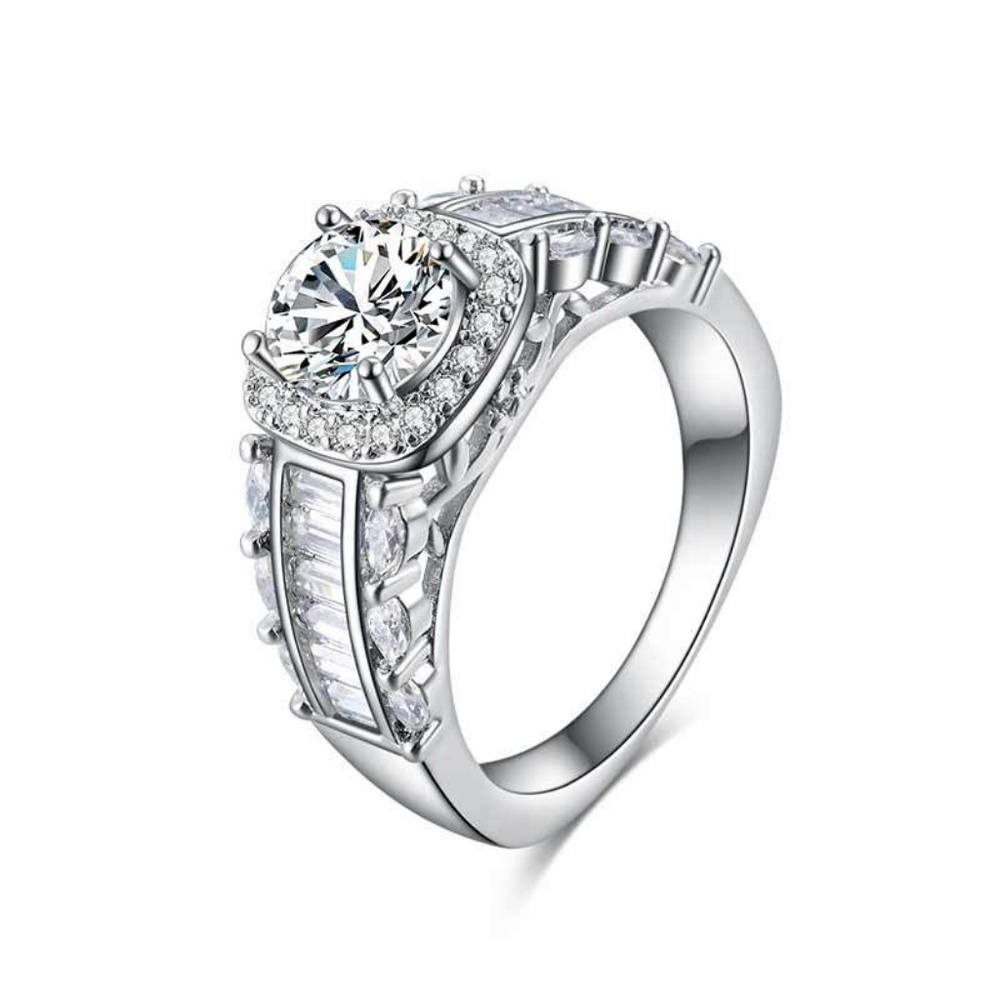 925 Silver Round Cut  White Sapphire Ring New - Picture 2 of 5